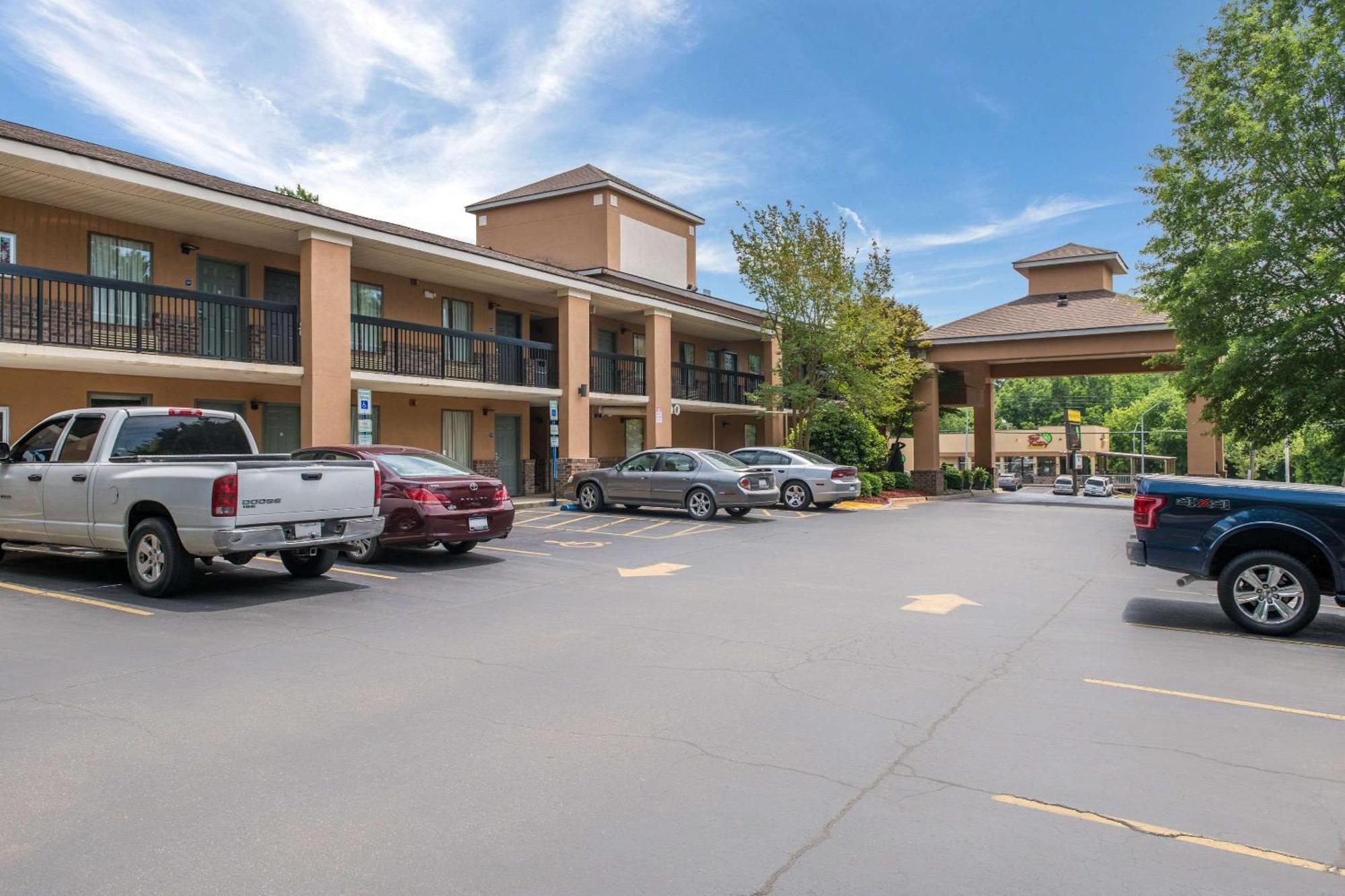 Quality Inn & Suites Rockingham Exterior foto