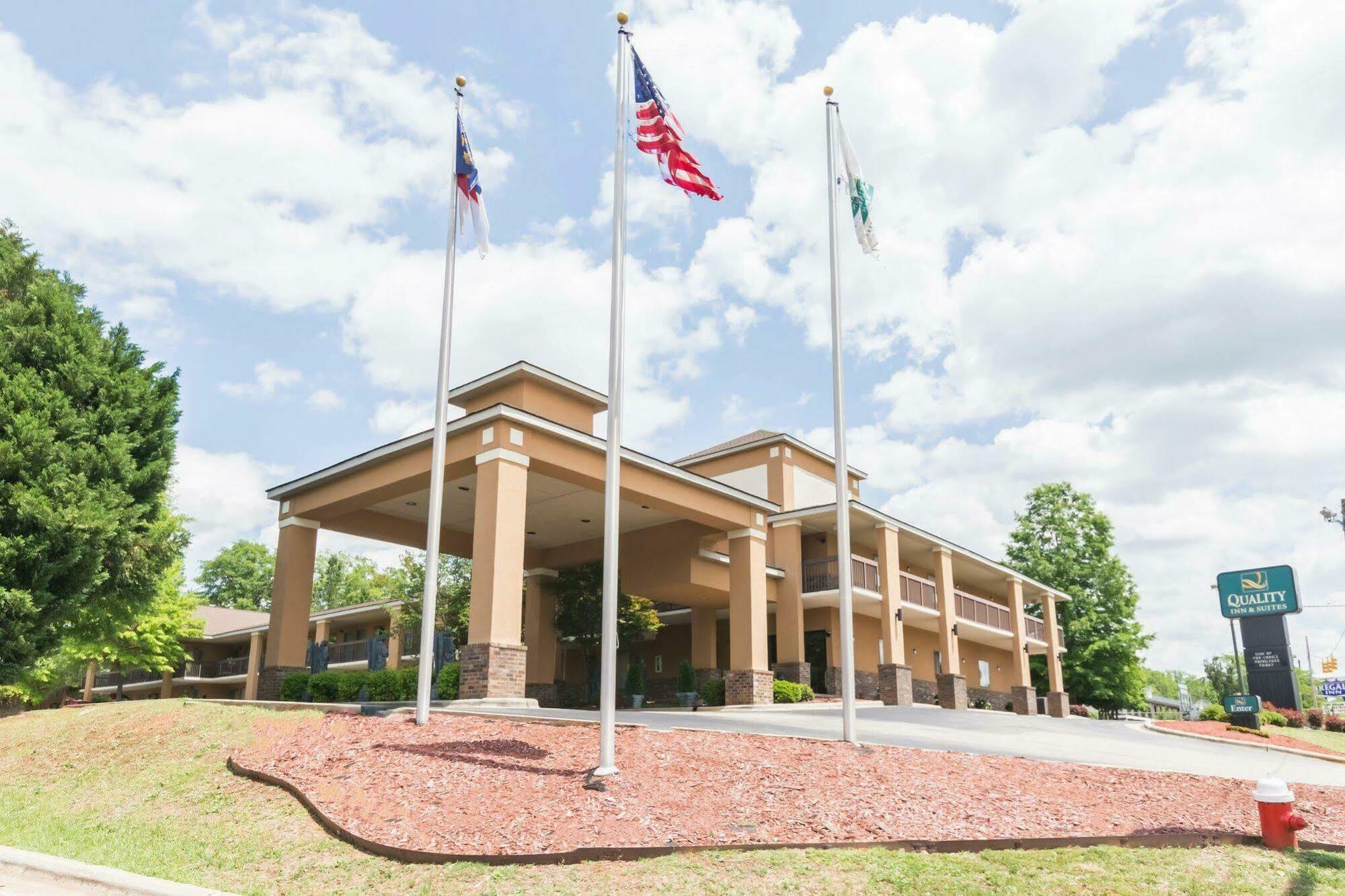 Quality Inn & Suites Rockingham Exterior foto