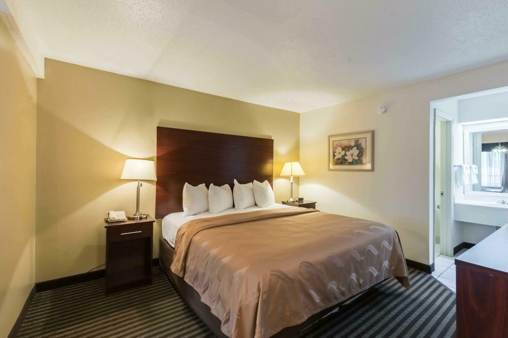 Quality Inn & Suites Rockingham Exterior foto